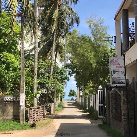 Wh Beach Resort Weligama Extérieur photo
