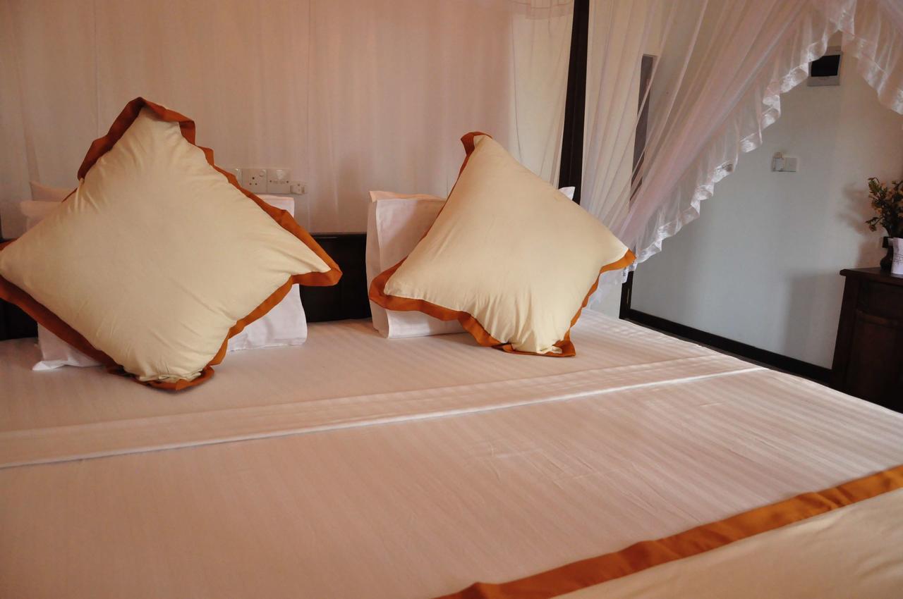 Wh Beach Resort Weligama Extérieur photo