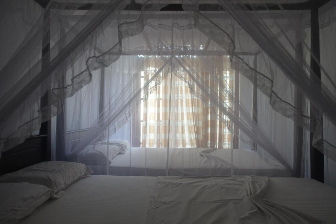 Wh Beach Resort Weligama Extérieur photo