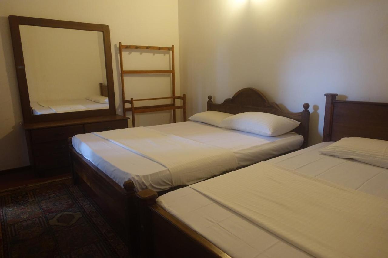 Wh Beach Resort Weligama Extérieur photo
